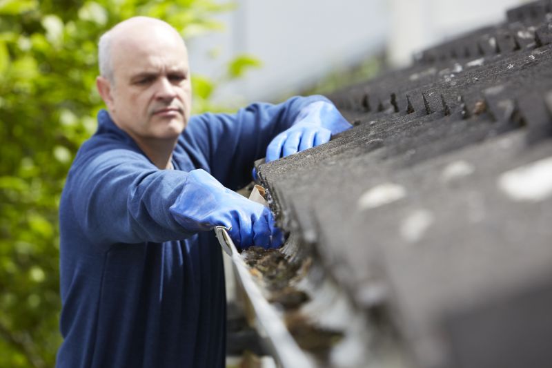 Gutter Clog Removal in Sacramento, CA