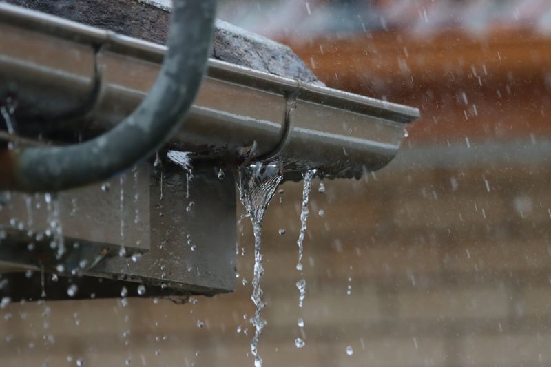Metal Gutter Repair in Sacramento, CA